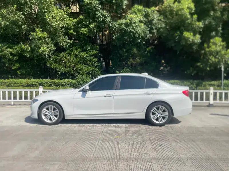 2017 BMW 3 Series 320Li Fashion Edition — миниатюра 4