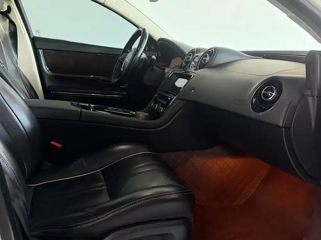 2016 Jaguar XJL 3.0 SC AWD Panoramic Business Edition — миниатюра 3