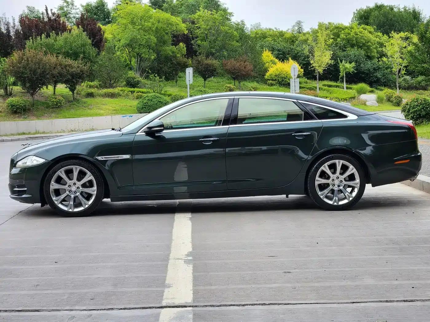 Jaguar XJ 2012 XJL 3.0 London Limited Edition — миниатюра 2