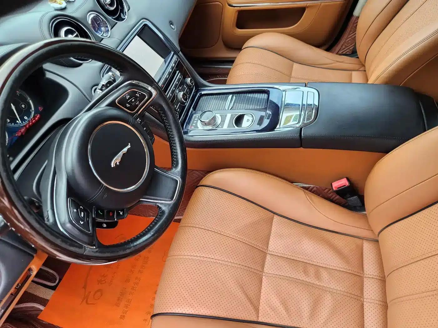 Jaguar XJ 2012 XJL 3.0 London Limited Edition — миниатюра 17