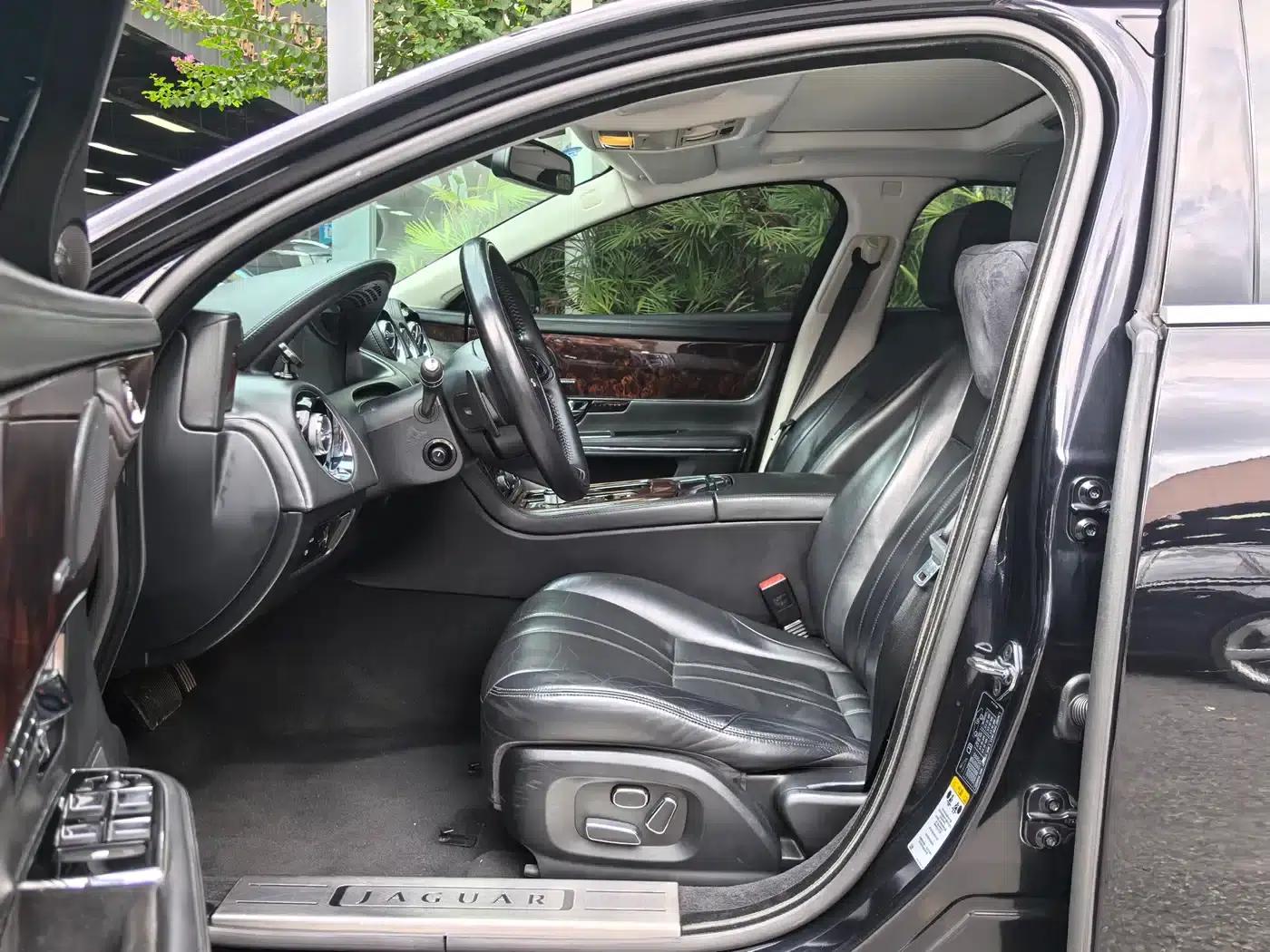 2013 Jaguar XJL 3.0 SC Cambridge Limited Edition — миниатюра 13
