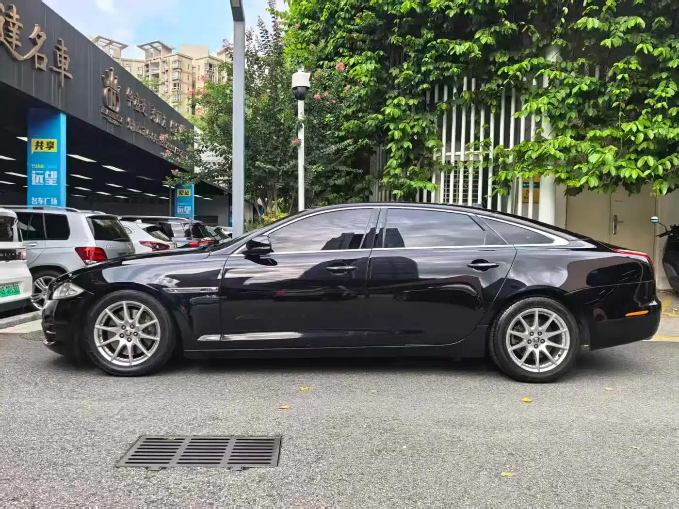 2013 Jaguar XJL 3.0 SC Cambridge Limited Edition — миниатюра 18