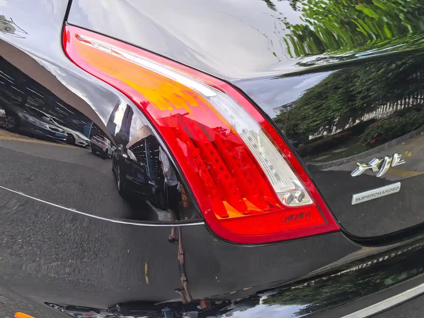 2013 Jaguar XJL 3.0 SC Cambridge Limited Edition — миниатюра 3