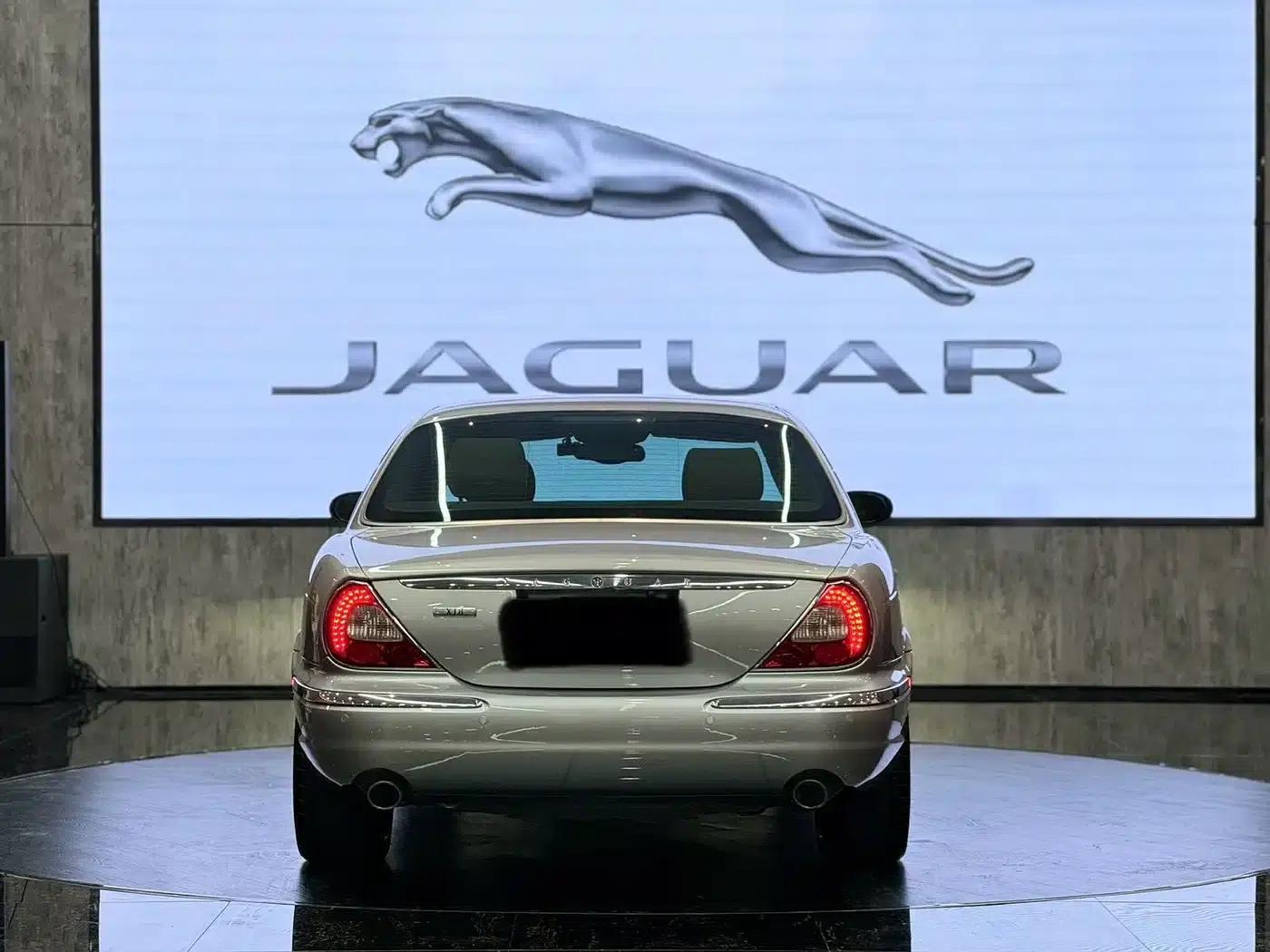 2004 Jaguar XJ, XJ8 4.2 — миниатюра 7