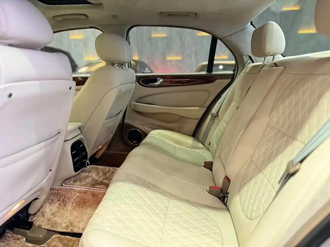 2004 Jaguar XJ, XJ8 4.2 — миниатюра 10