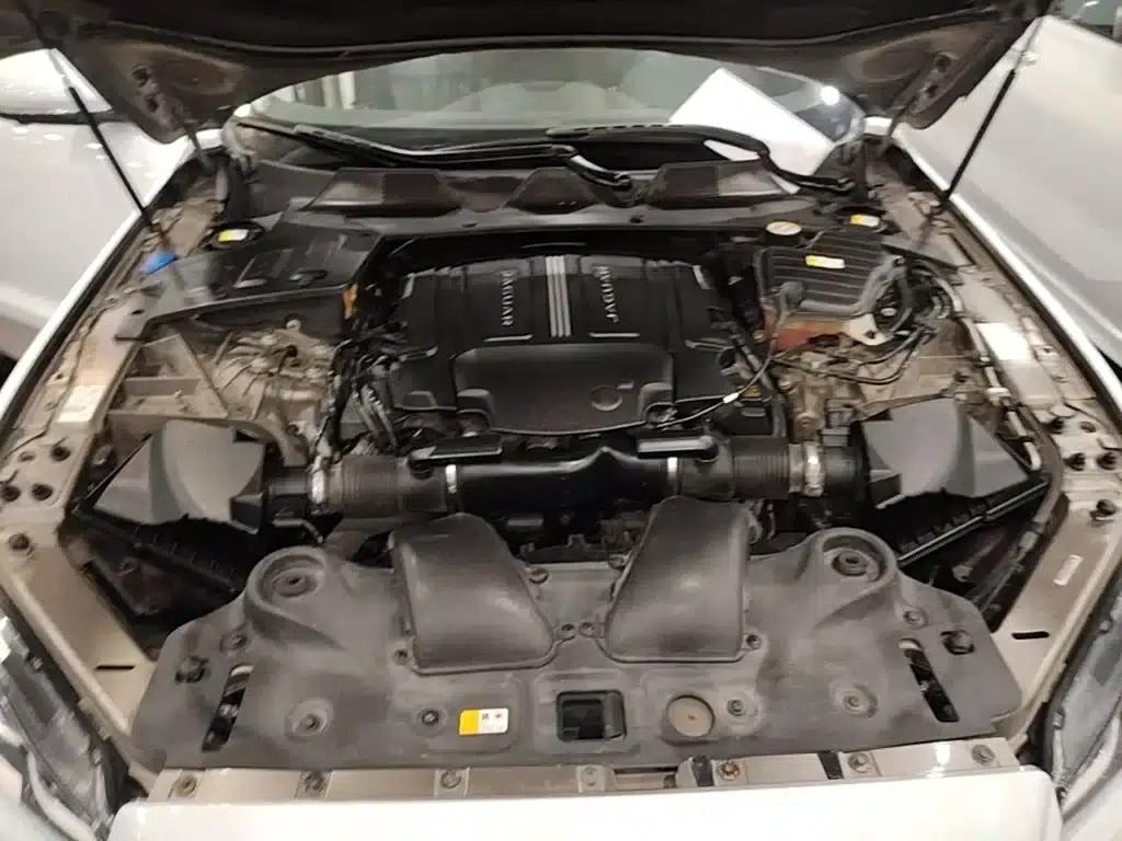 Jaguar XJ 2016 XJL 3.0 SC 2WD Elegant Business Edition — миниатюра 16