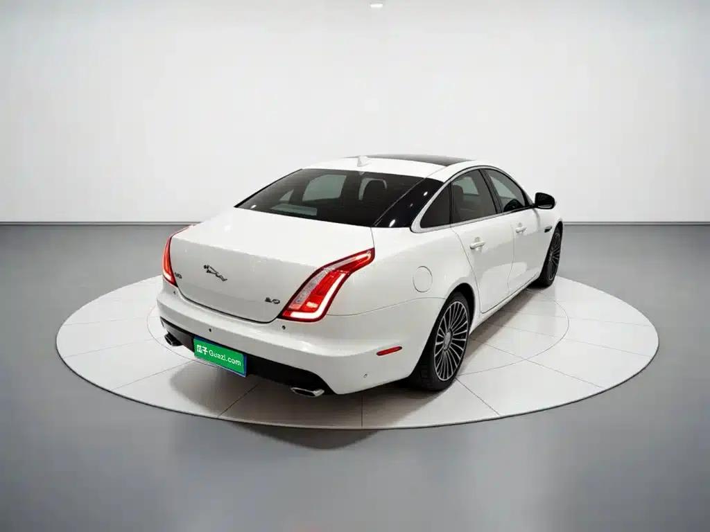 Jaguar XJ 2016 XJL 3.0 SC 2WD Elegant Business Edition — миниатюра 5