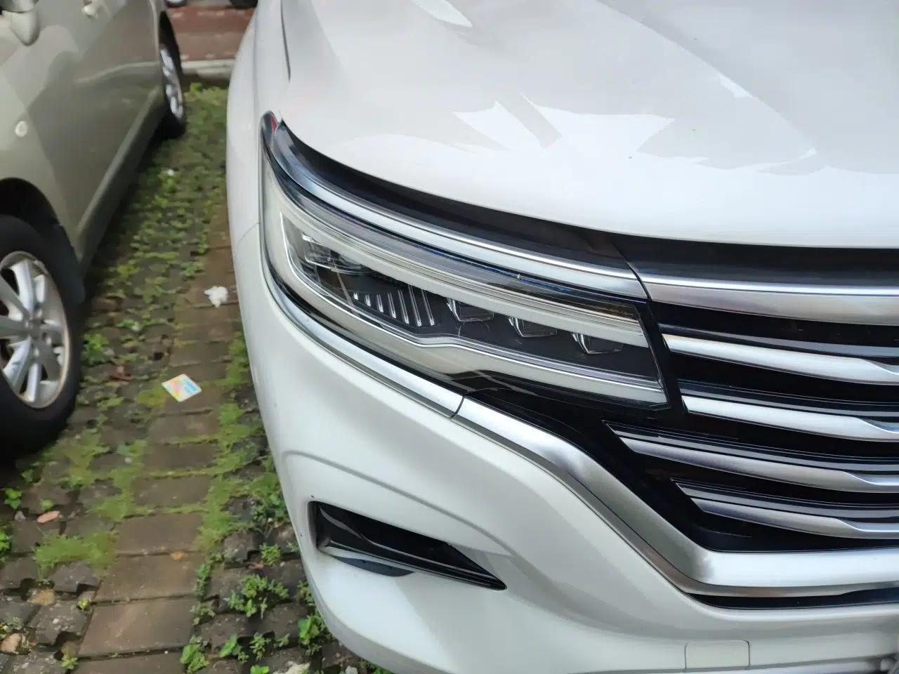 Roewe RX5 MAX 2019 300TGI Automatic 4G Connect Luxury Edition — миниатюра 7