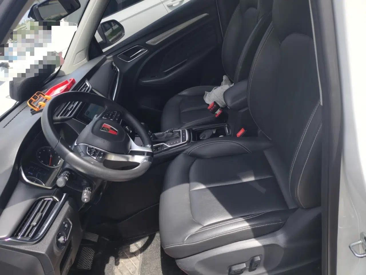 Roewe RX3 2018 1.6L CVT Internet Smart Edition — миниатюра 15