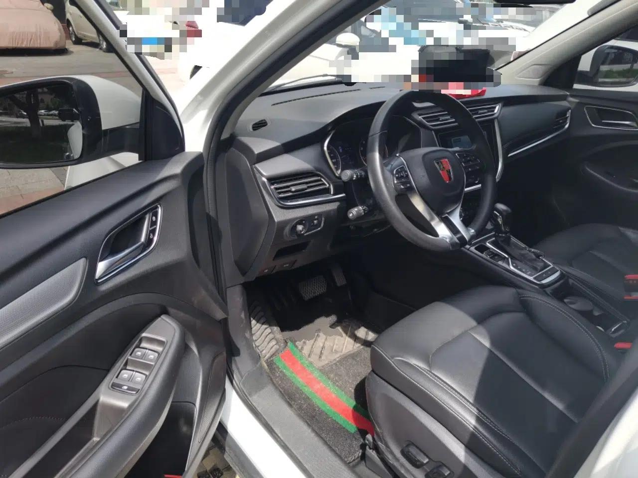 Roewe RX3 2018 1.6L CVT Internet Smart Edition — миниатюра 16