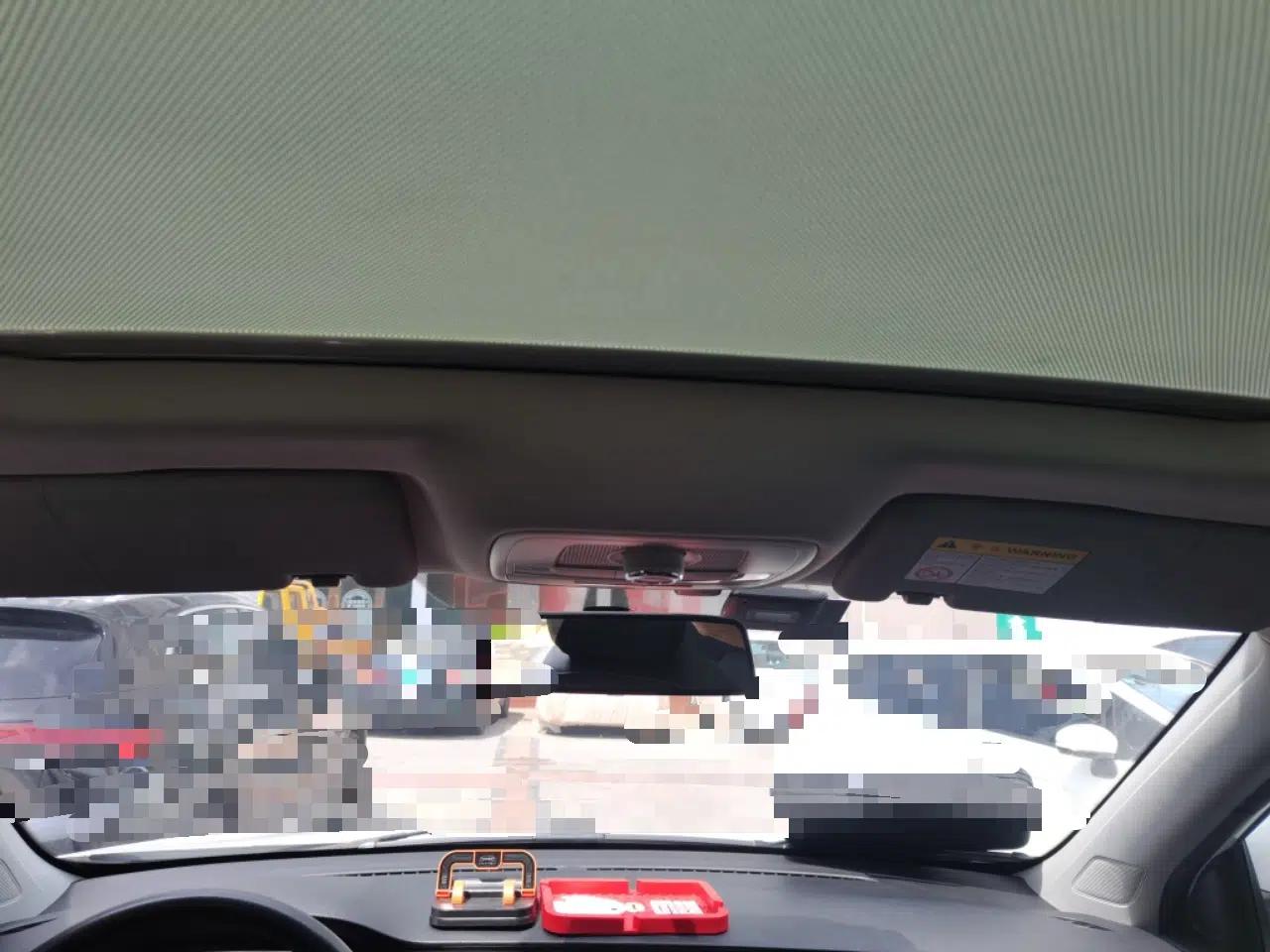 Roewe RX3 2018 1.6L CVT Internet Smart Edition — миниатюра 18