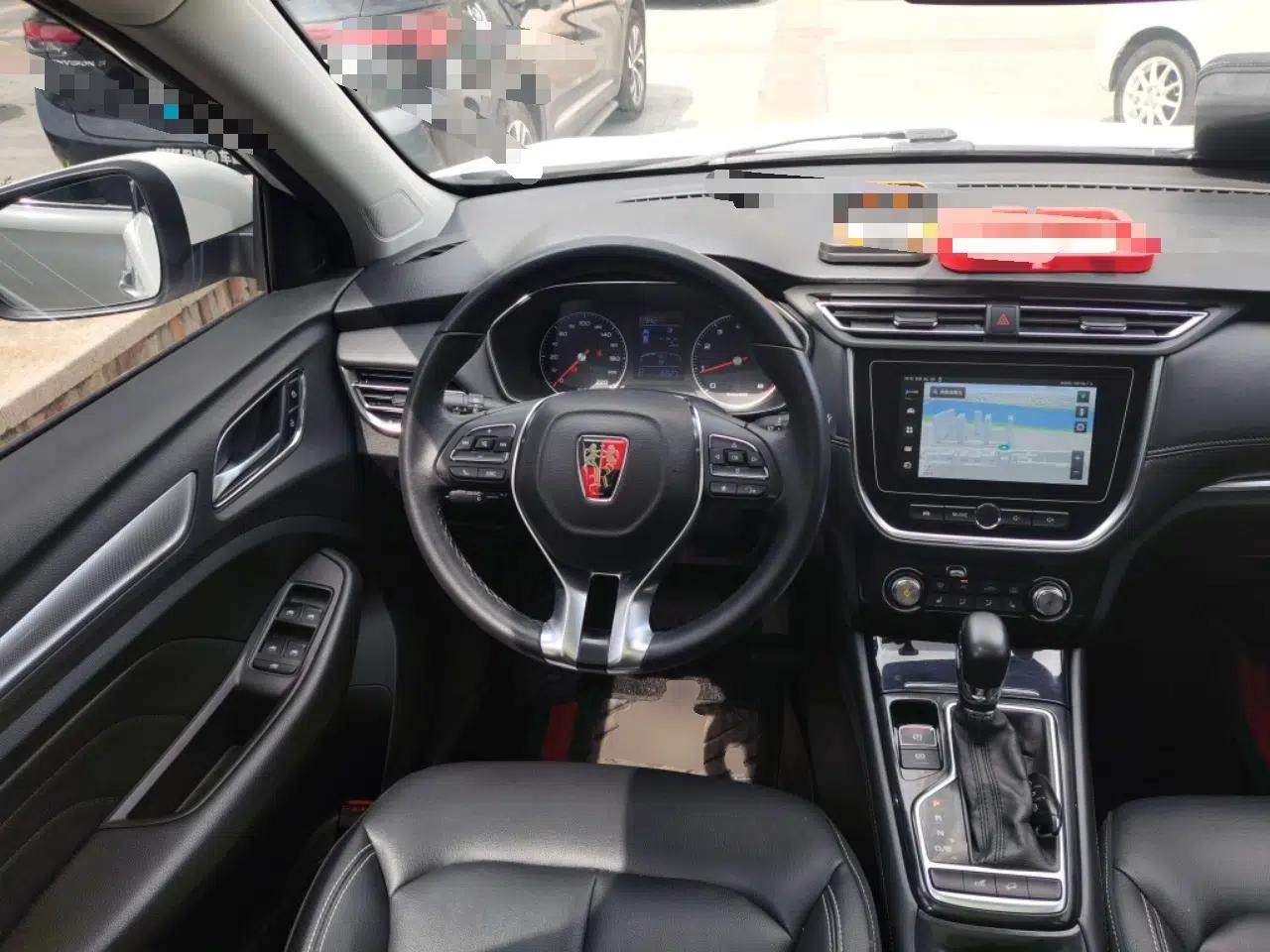 Roewe RX3 2018 1.6L CVT Internet Smart Edition — миниатюра 10