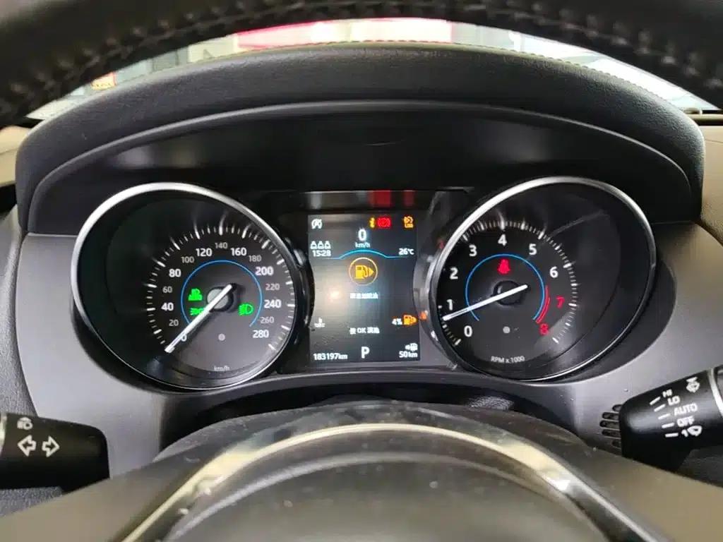 Jaguar F-PACE 2020 2.0T Urban Luxury Edition — миниатюра 12
