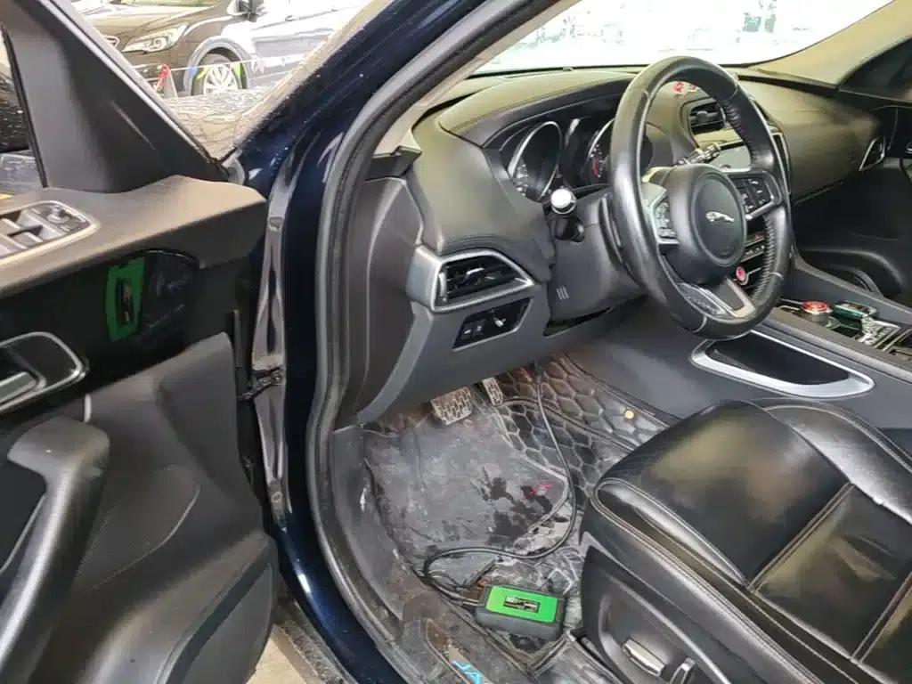 Jaguar F-PACE 2020 2.0T Urban Luxury Edition — миниатюра 16