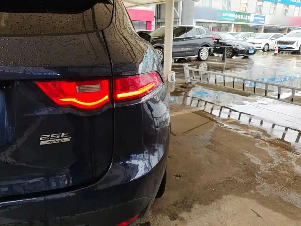 Jaguar F-PACE 2020 2.0T Urban Luxury Edition — миниатюра 8