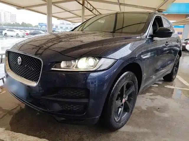 Jaguar F-PACE 2020 2.0T Urban Luxury Edition