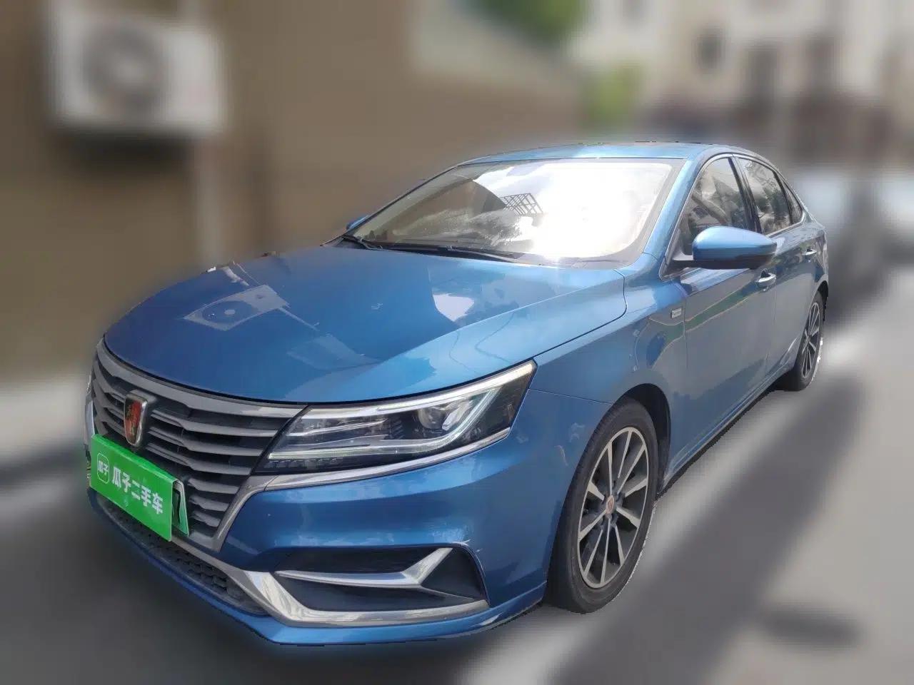 Roewe i6 New Energy 2017 45T Hybrid Connective Smart Luxury Edition — миниатюра 1