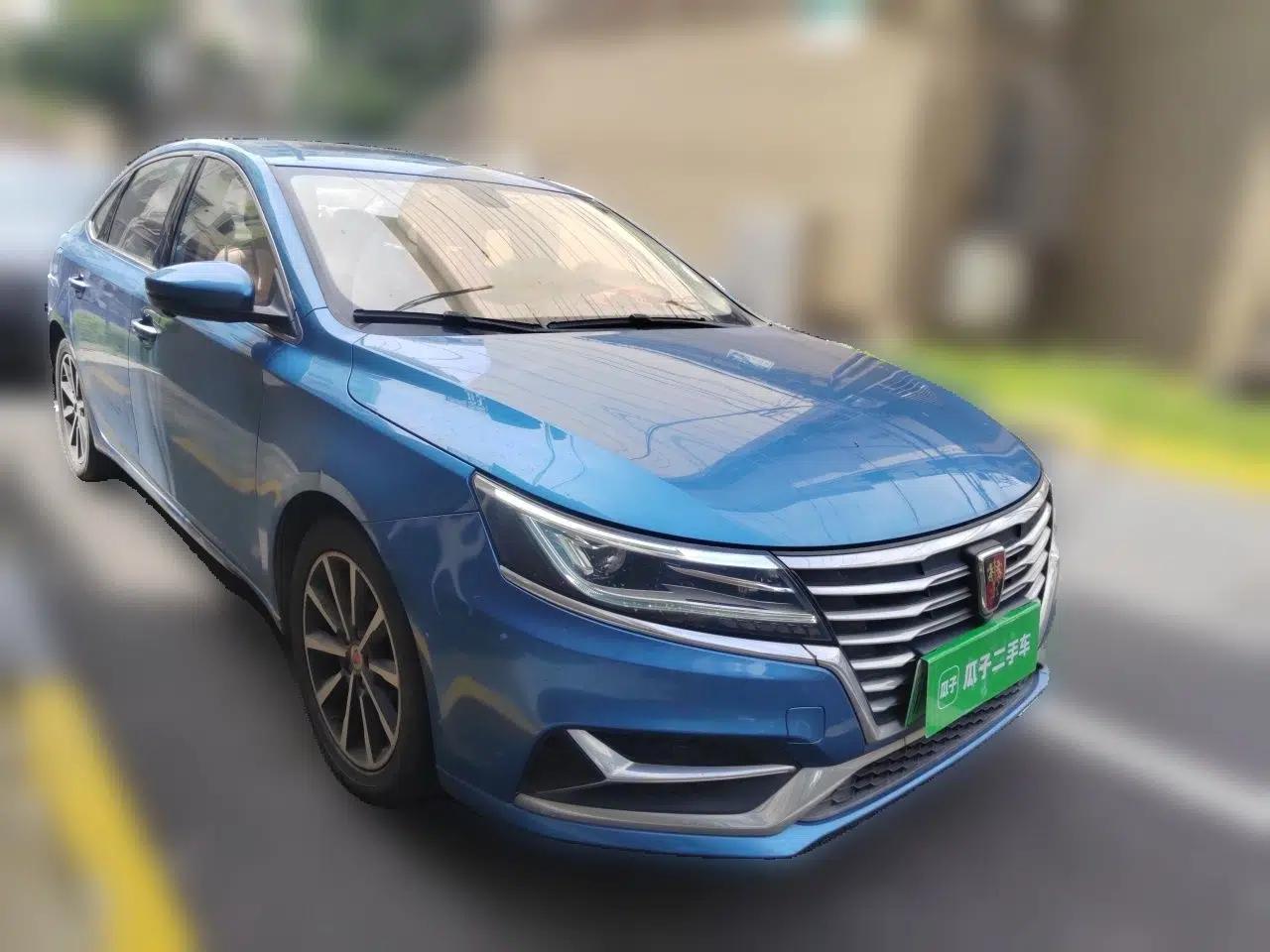 Roewe i6 New Energy 2017 45T Hybrid Connective Smart Luxury Edition — миниатюра 3