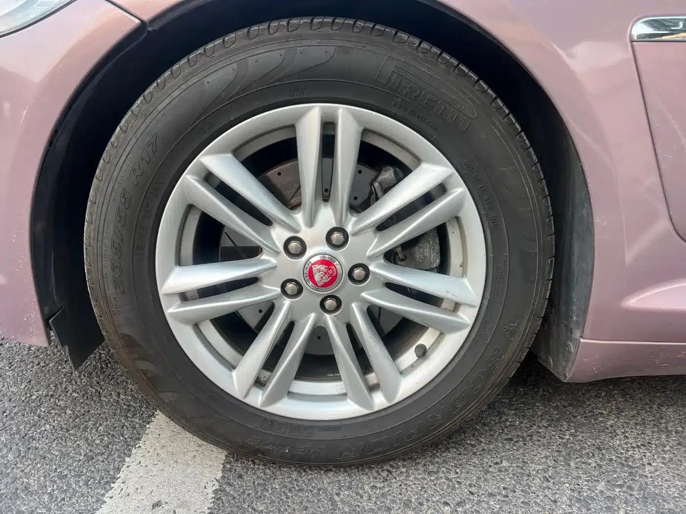 2014 Jaguar XF 2.0T Elegance Edition — миниатюра 14