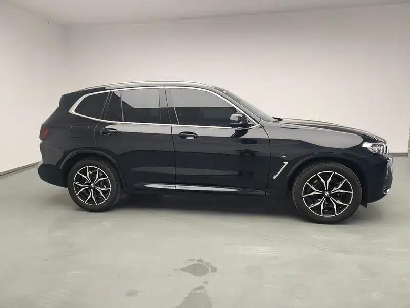 BMW X3 2022 facelift xDrive25i M Sport Package — миниатюра 8