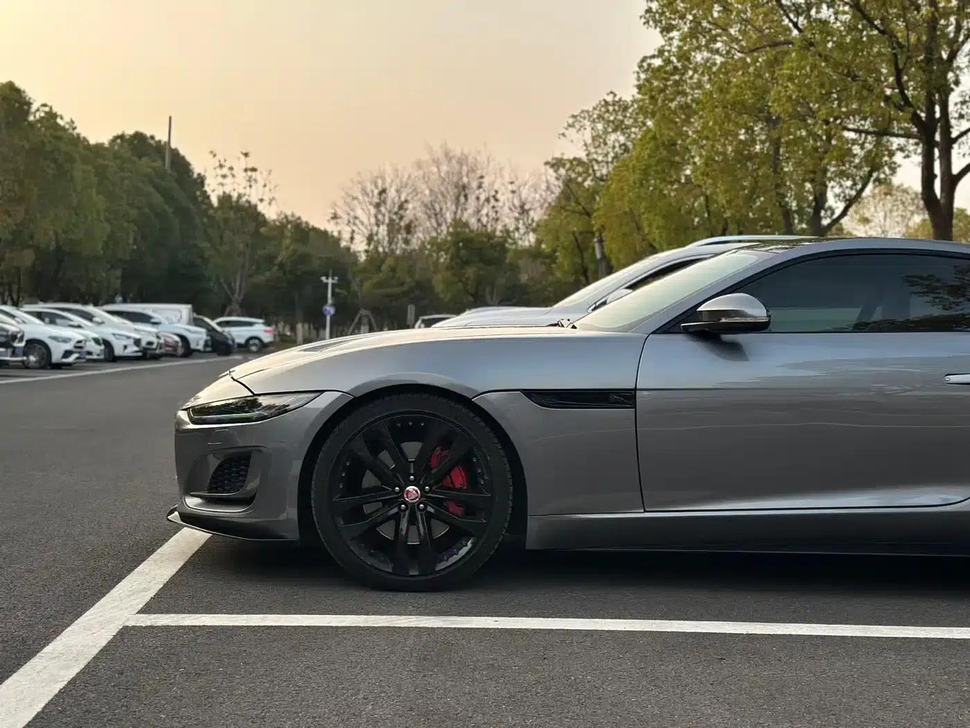 2022 Jaguar F-TYPE P300 Coupe R-DYNAMIC BLACK — миниатюра 4