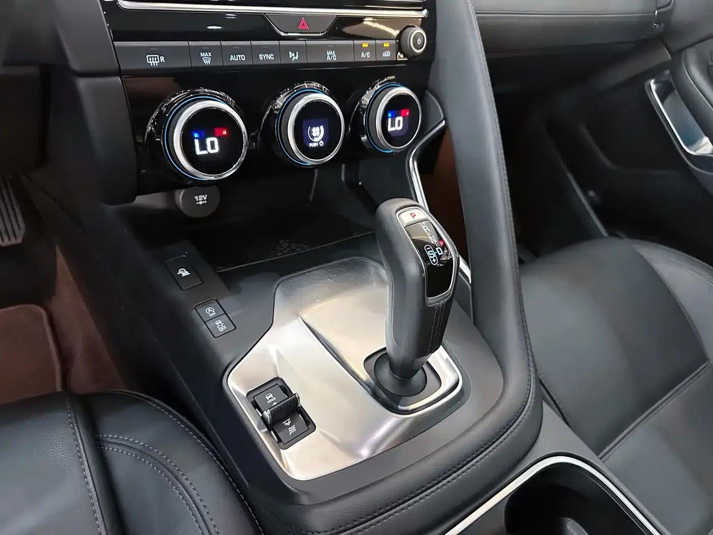 Jaguar E-PACE 2018 P250 S (China V emission standard) — миниатюра 11