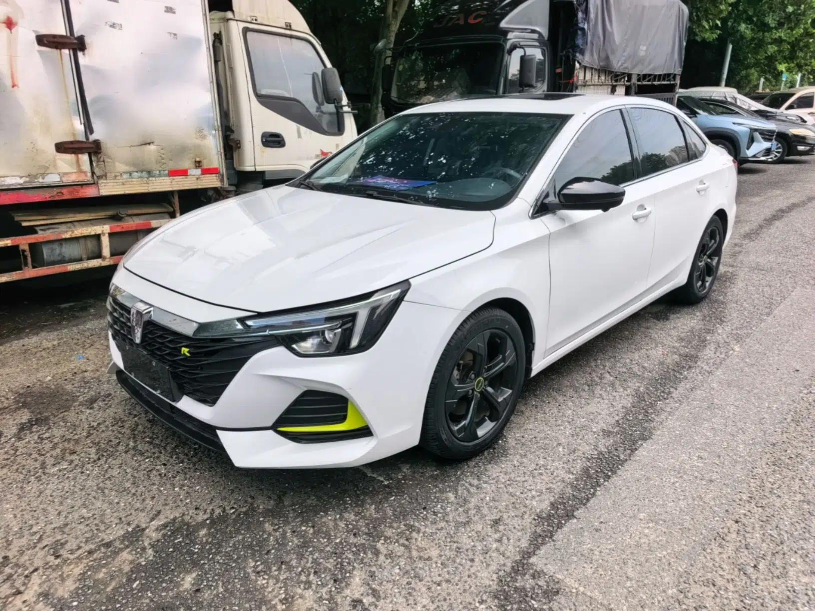 Roewe i6 MAX 2020 300TGI Automatic "Swell Cool Smart Drive" Edition — миниатюра 1
