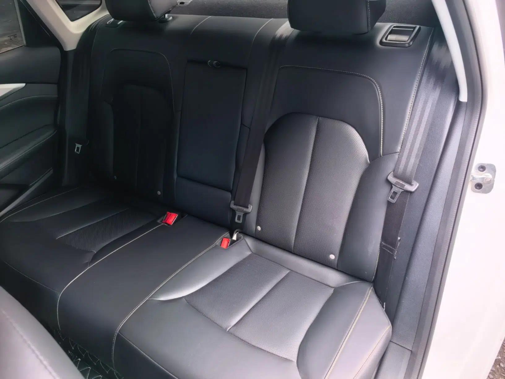 Roewe i6 MAX 2020 300TGI Automatic "Swell Cool Smart Drive" Edition — миниатюра 20