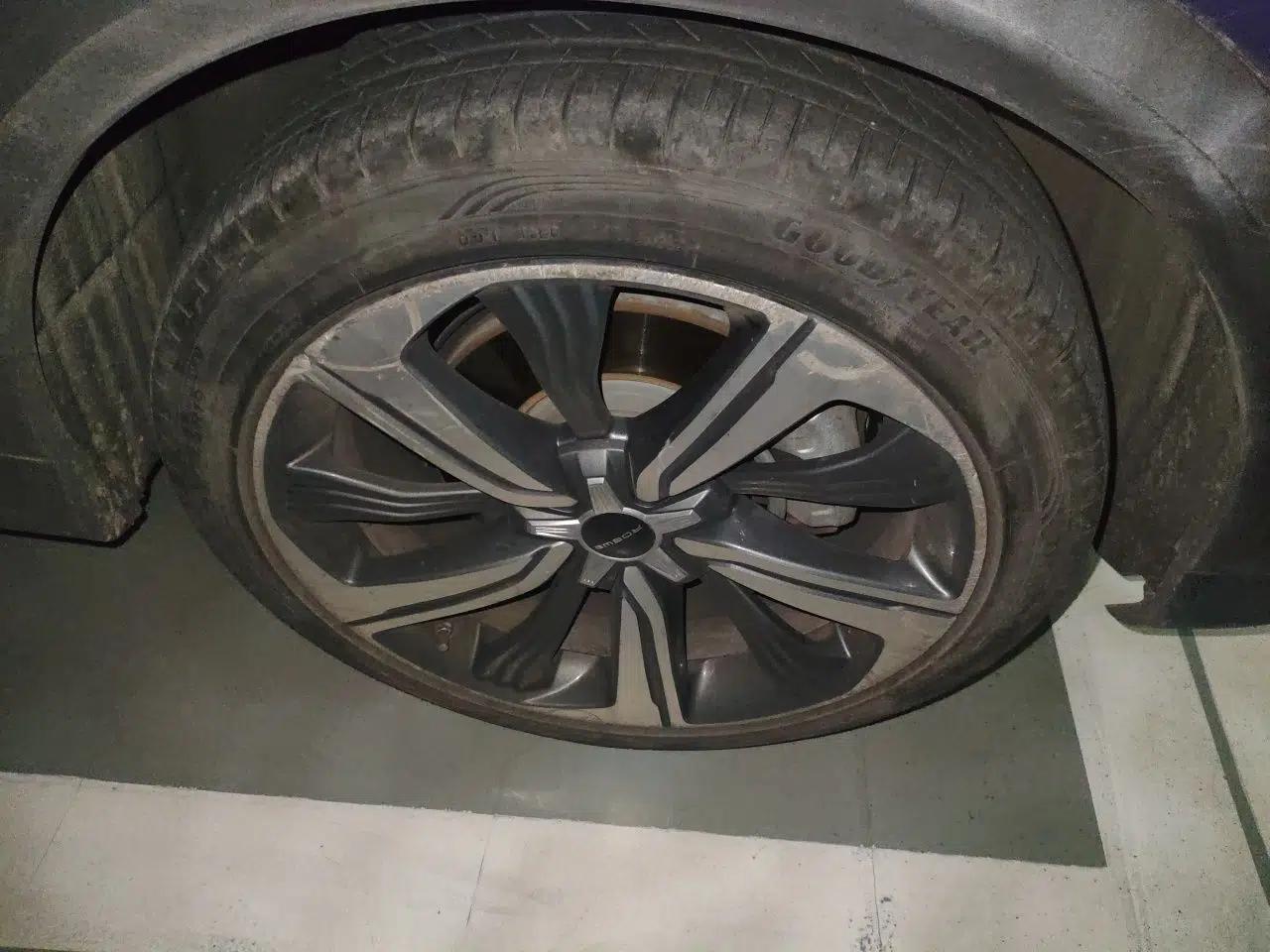 Roewe MARVEL X 2018 Rear-Drive Model — миниатюра 8