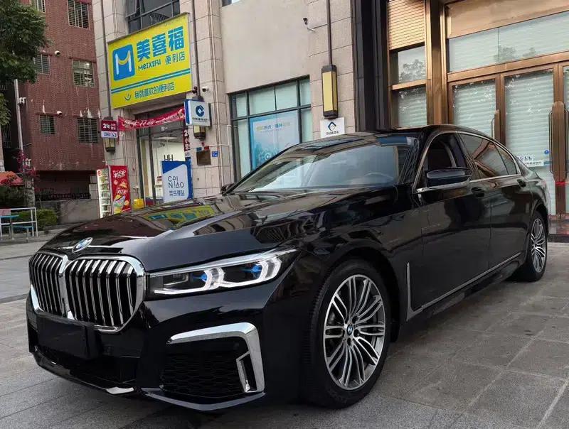 2016 BMW 7 Series 730Li Luxury — миниатюра 1