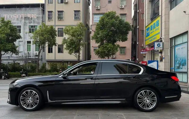 2016 BMW 7 Series 730Li Luxury — миниатюра 4