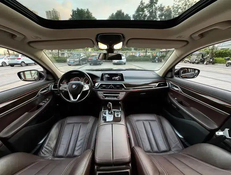 2016 BMW 7 Series 730Li Luxury — миниатюра 6