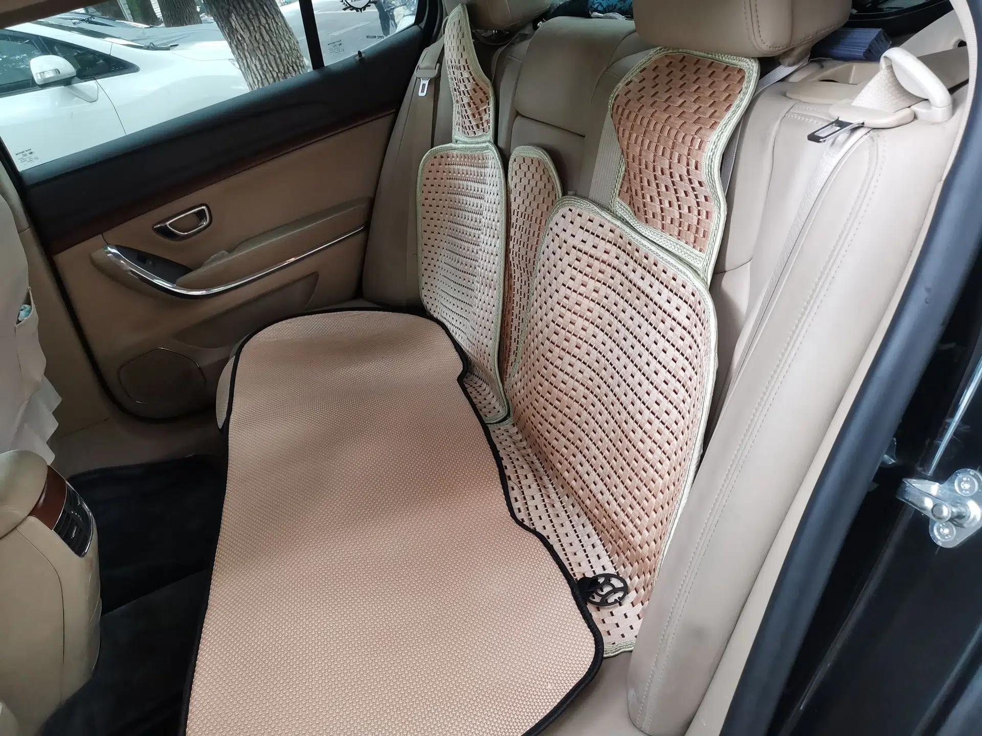 Roewe 950 2012 2.0L Elegant Edition — миниатюра 17