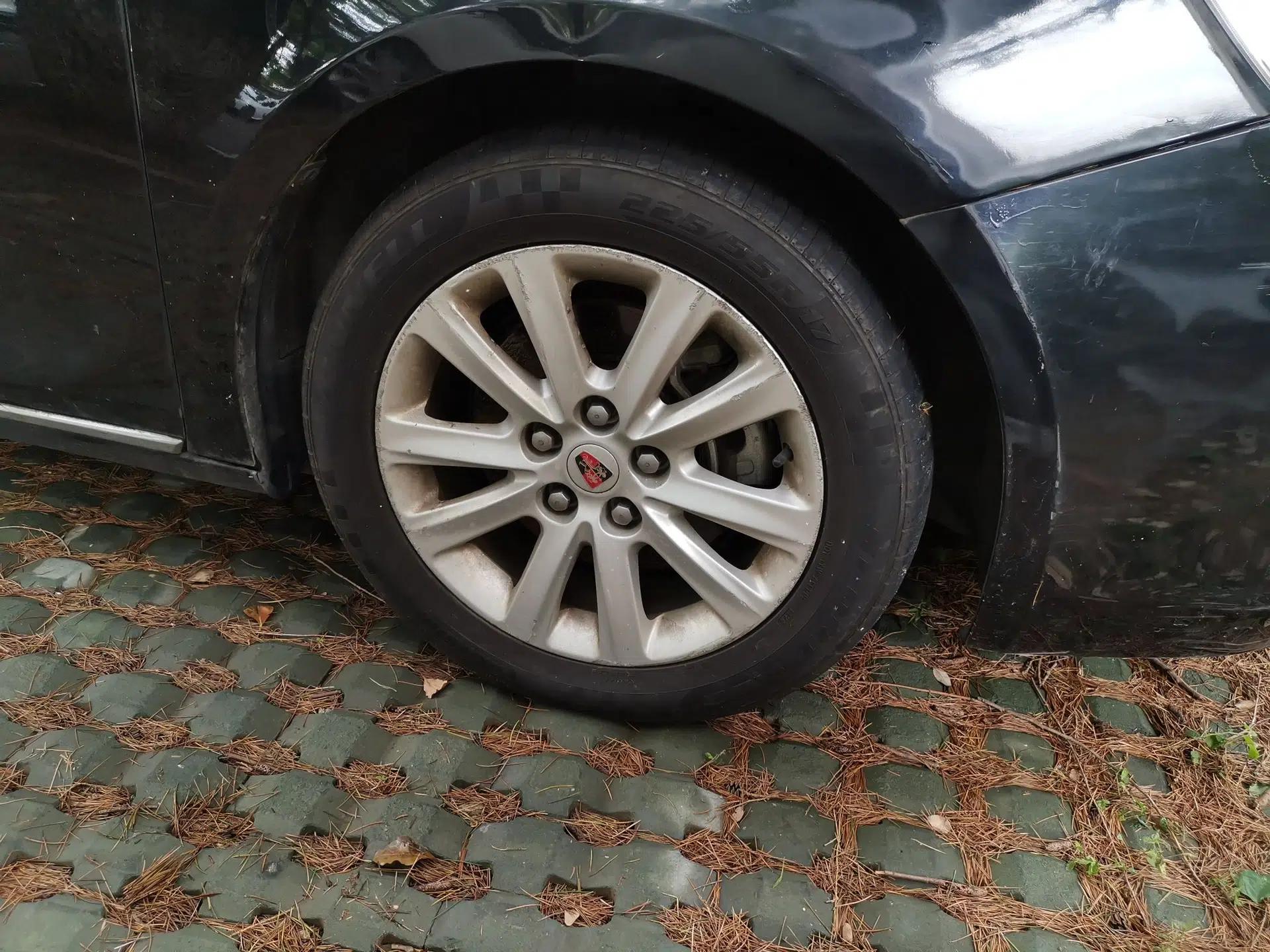 Roewe 950 2012 2.0L Elegant Edition — миниатюра 8