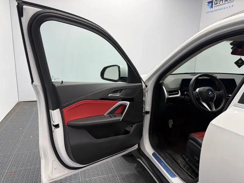 2023 BMW X1 sDrive20Li X Design Package — миниатюра 18