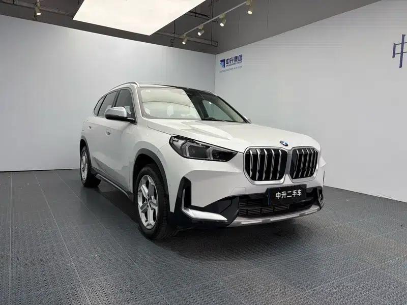 2023 BMW X1 sDrive20Li X Design Package — миниатюра 3