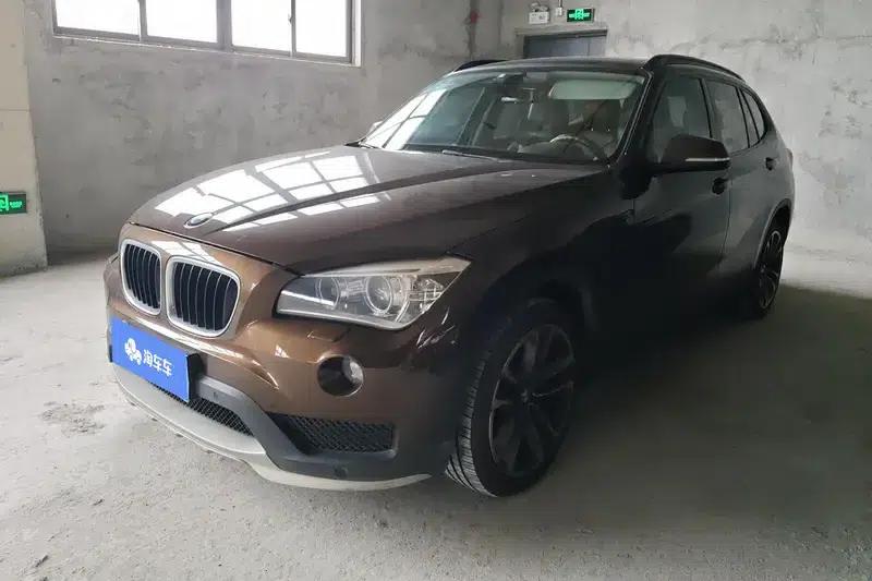 BMW X1 2015 sDrive18i Leading Upgrade Edition — миниатюра 1