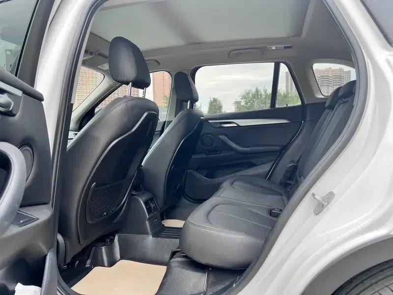 BMW X1 2019 sDrive18Li Fashion Edition — миниатюра 11