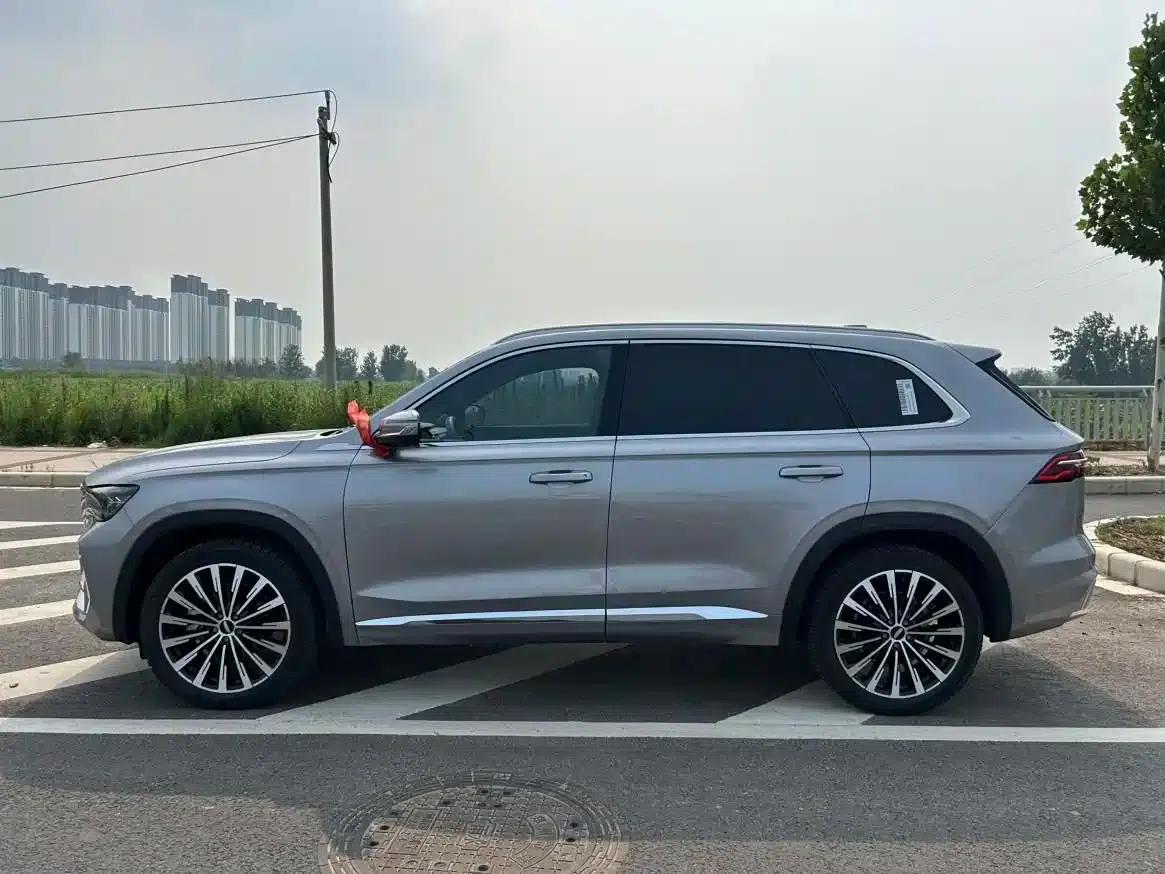 Geely Xingyue L 2025 Oriental Radiance 2.0TD Automatic Star Edition — миниатюра 3