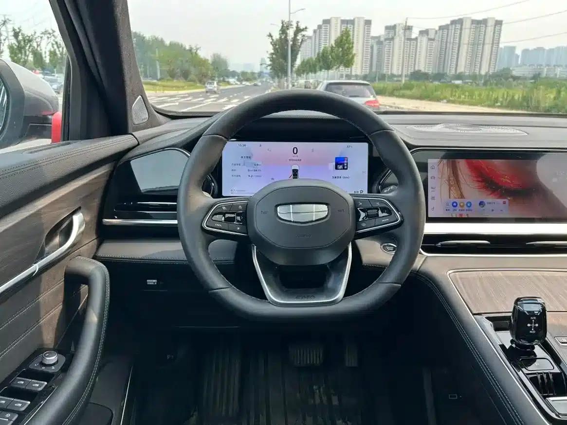 Geely Xingyue L 2025 Oriental Radiance 2.0TD Automatic Star Edition — миниатюра 6