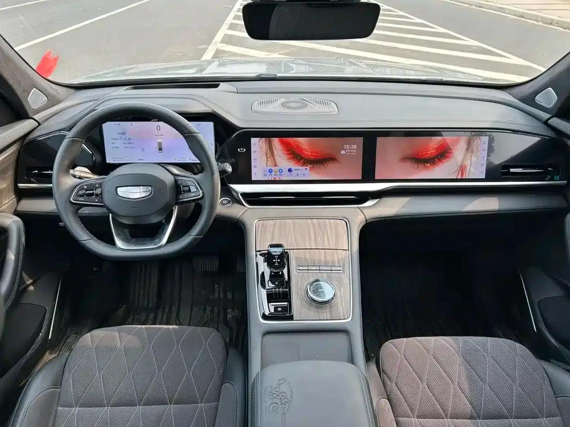 Geely Xingyue L 2025 Oriental Radiance 2.0TD Automatic Star Edition — миниатюра 7