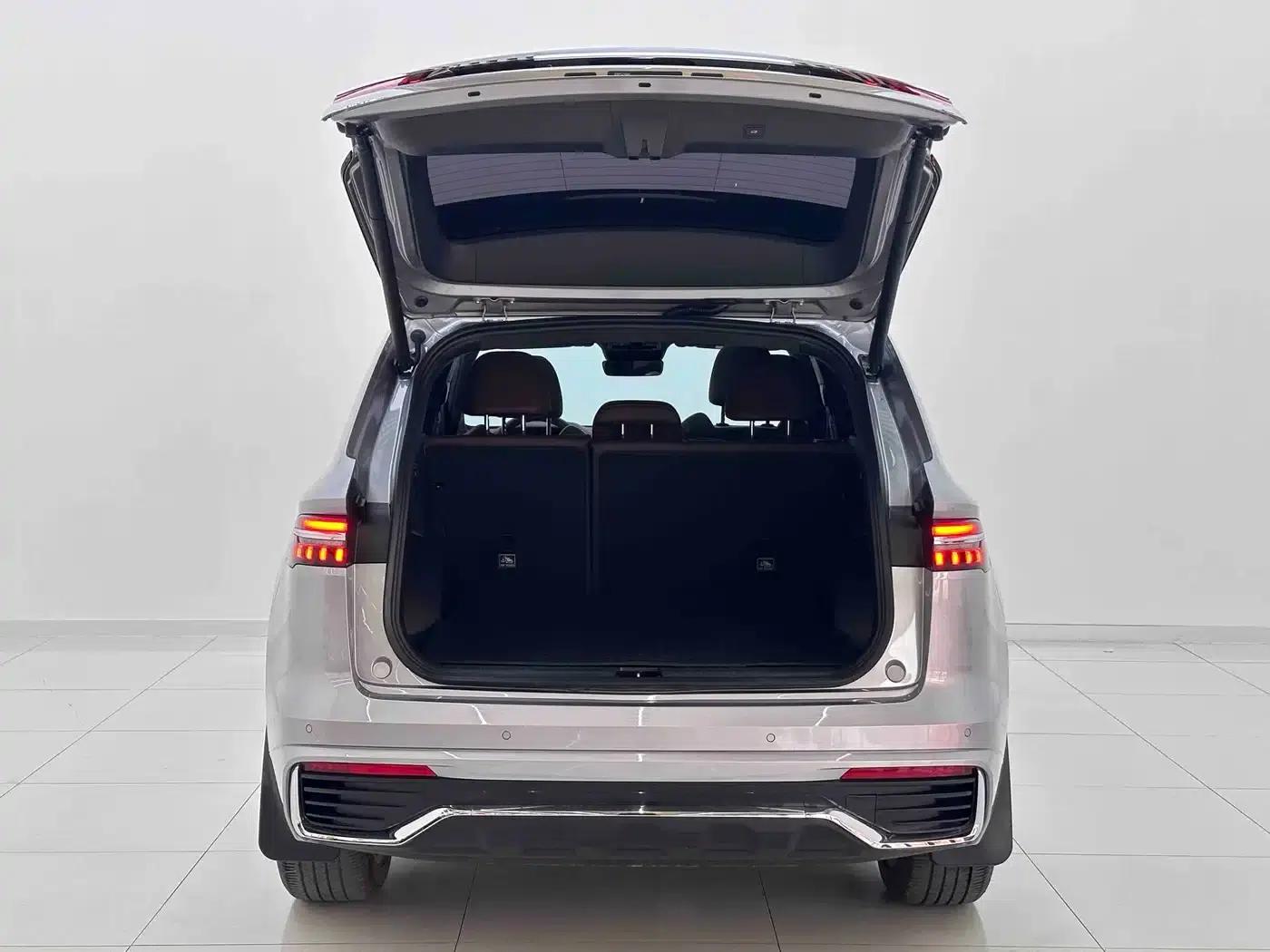 Geely Xingyue L 2024 2.0TD High-Power Automatic Two-Wheel Drive Cloud Edition — миниатюра 8