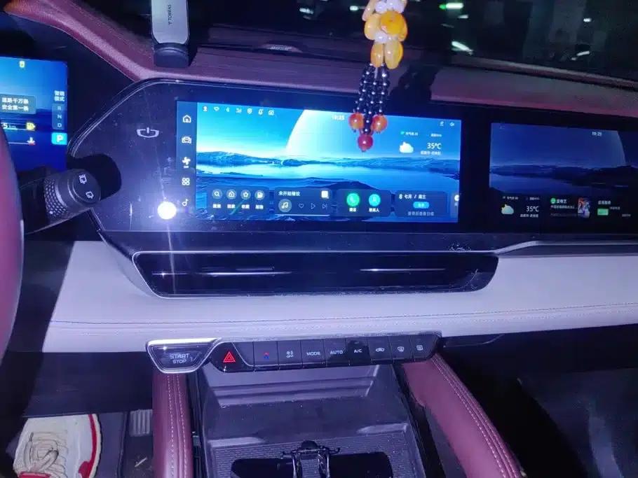 Geely Xingyue L 2021 2.0TD High-Power Automatic Four-Wheel Drive Flagship Edition — миниатюра 13