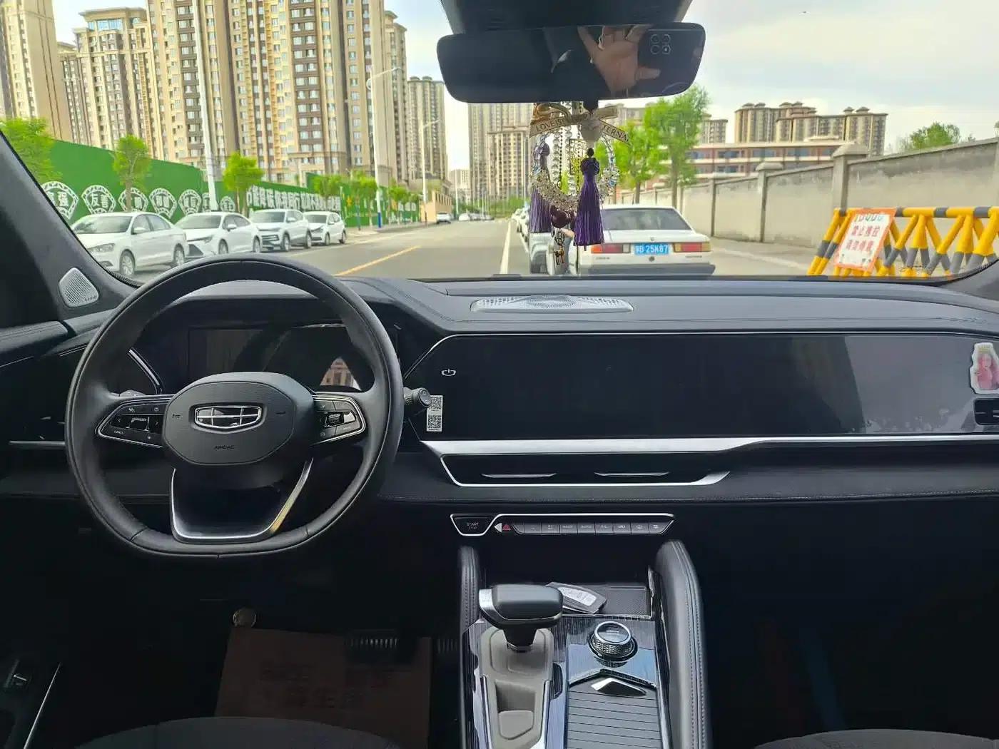 Geely Xingyue L 2024 2.0TD High-Power Automatic Two-Wheel Drive Sky Edition — миниатюра 7