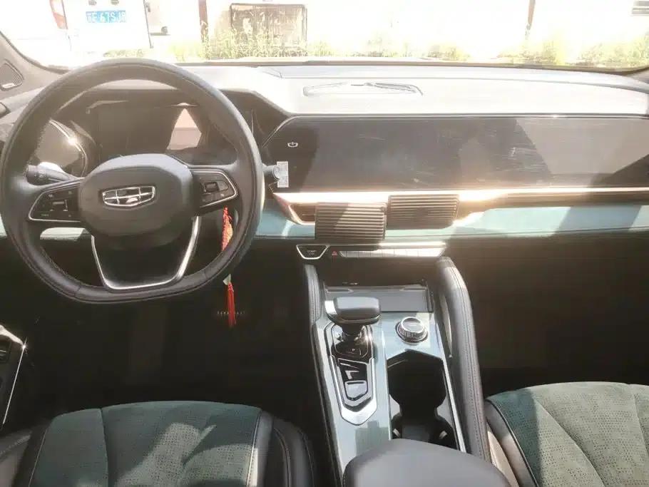 Geely Xingyue L 2021 2.0TD High-Power Automatic Four-Wheel Drive Flagship Edition — миниатюра 12