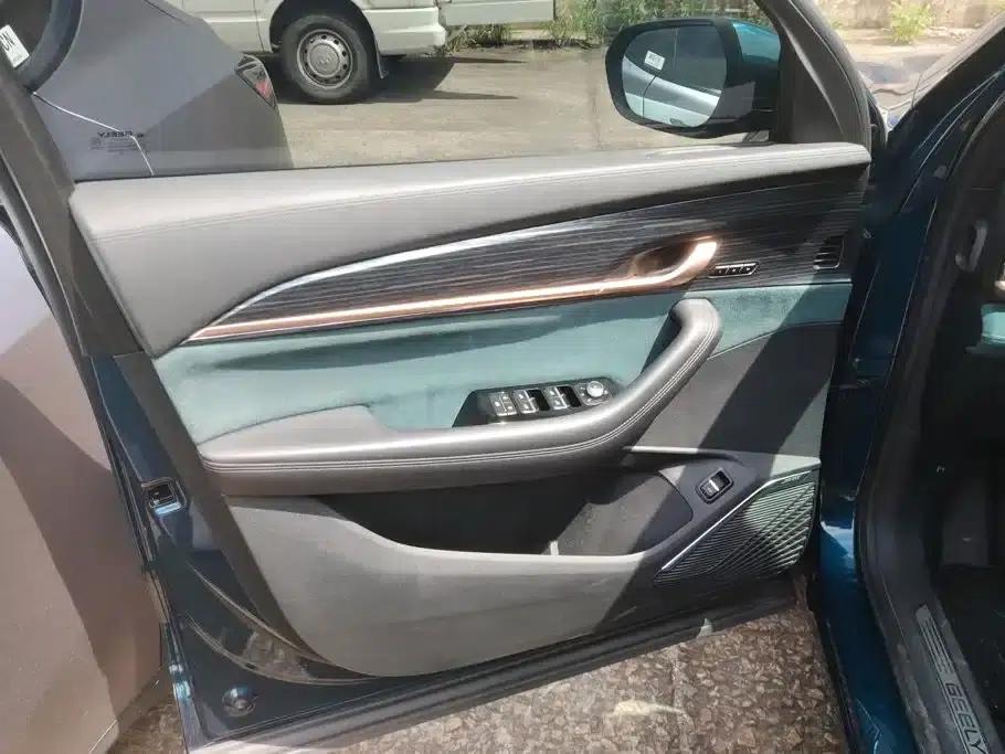 Geely Xingyue L 2021 2.0TD High-Power Automatic Four-Wheel Drive Flagship Edition — миниатюра 7