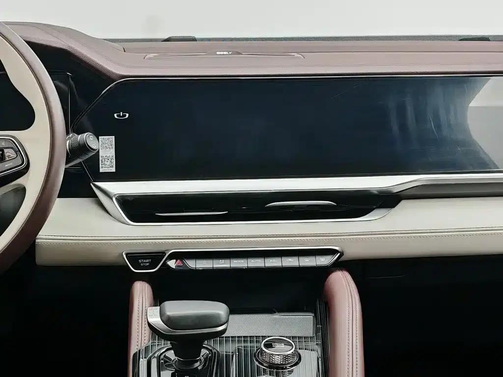 Geely Xingyue L 2024 2.0TD High-Power Automatic Two-Wheel Drive Cloud Edition — миниатюра 12