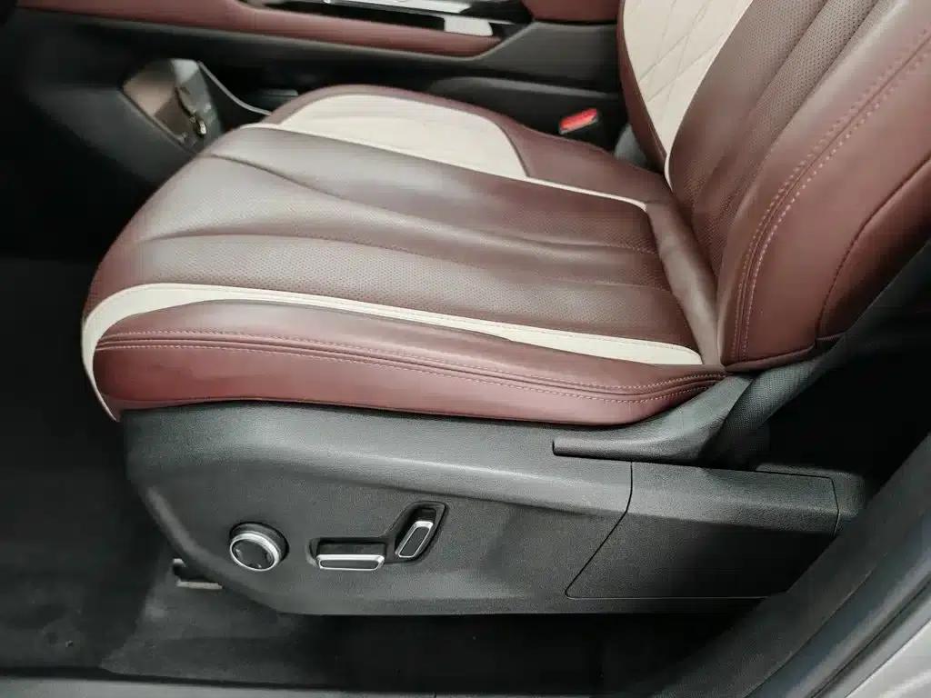 Geely Xingyue L 2024 2.0TD High-Power Automatic Two-Wheel Drive Cloud Edition — миниатюра 20
