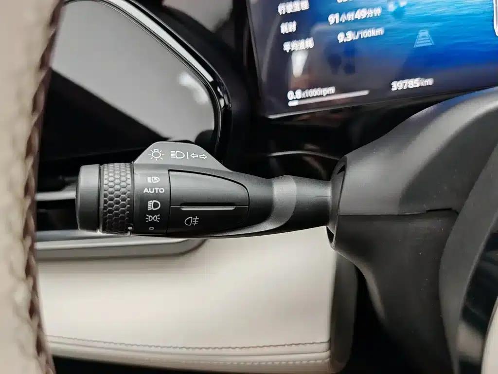 Geely Xingyue L 2024 2.0TD High-Power Automatic Two-Wheel Drive Cloud Edition — миниатюра 21