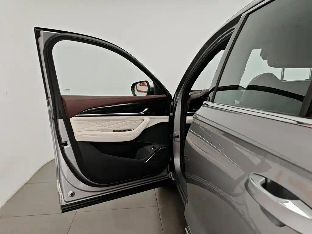 Geely Xingyue L 2024 2.0TD High-Power Automatic Two-Wheel Drive Cloud Edition — миниатюра 8